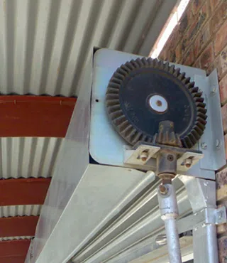 Renton Garage Door Shop Renton, WA 425-984-5784 - sb-rolling-garage-doors-01